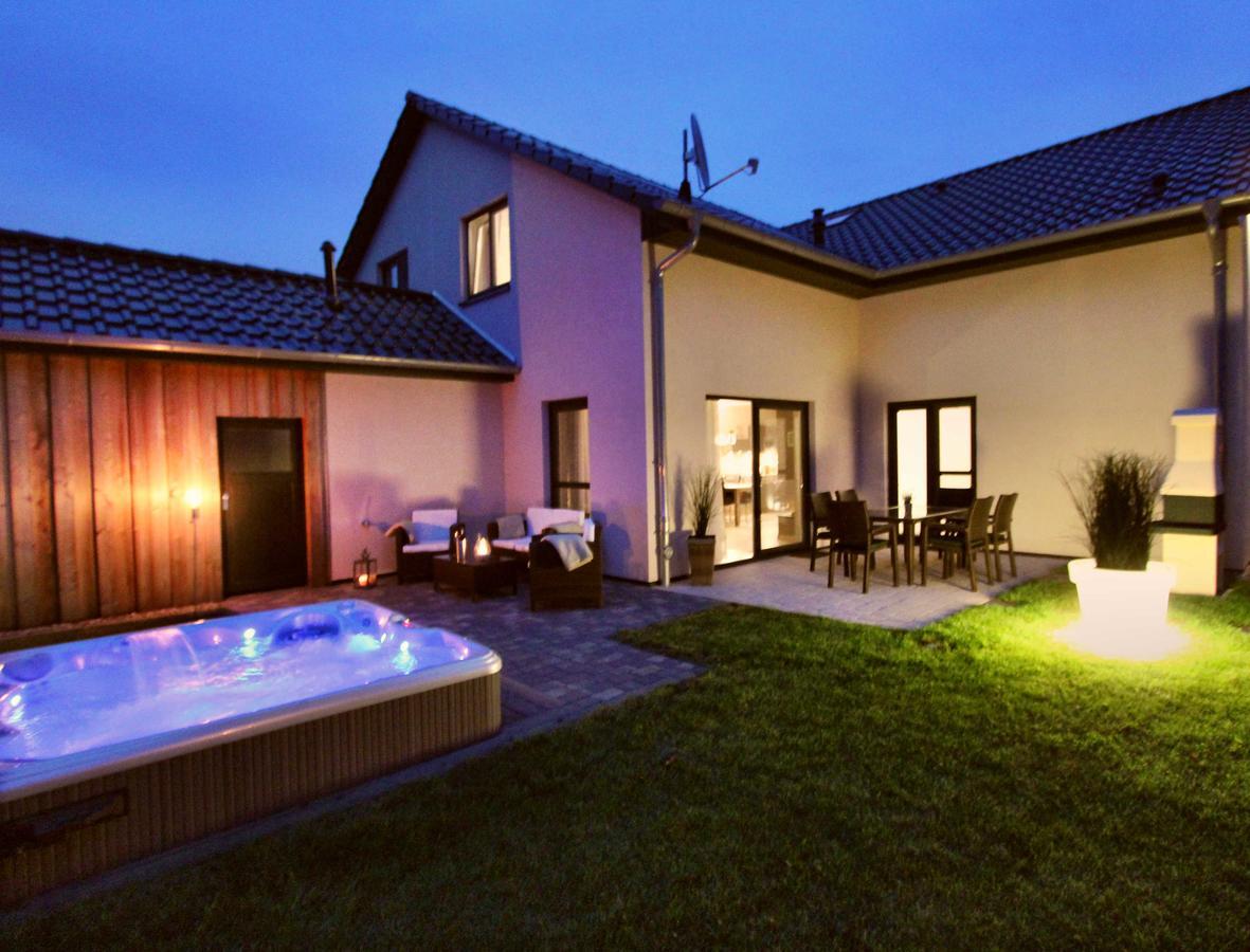 Ferienhaus Lounge House Göhren-Lebbin Exterior foto